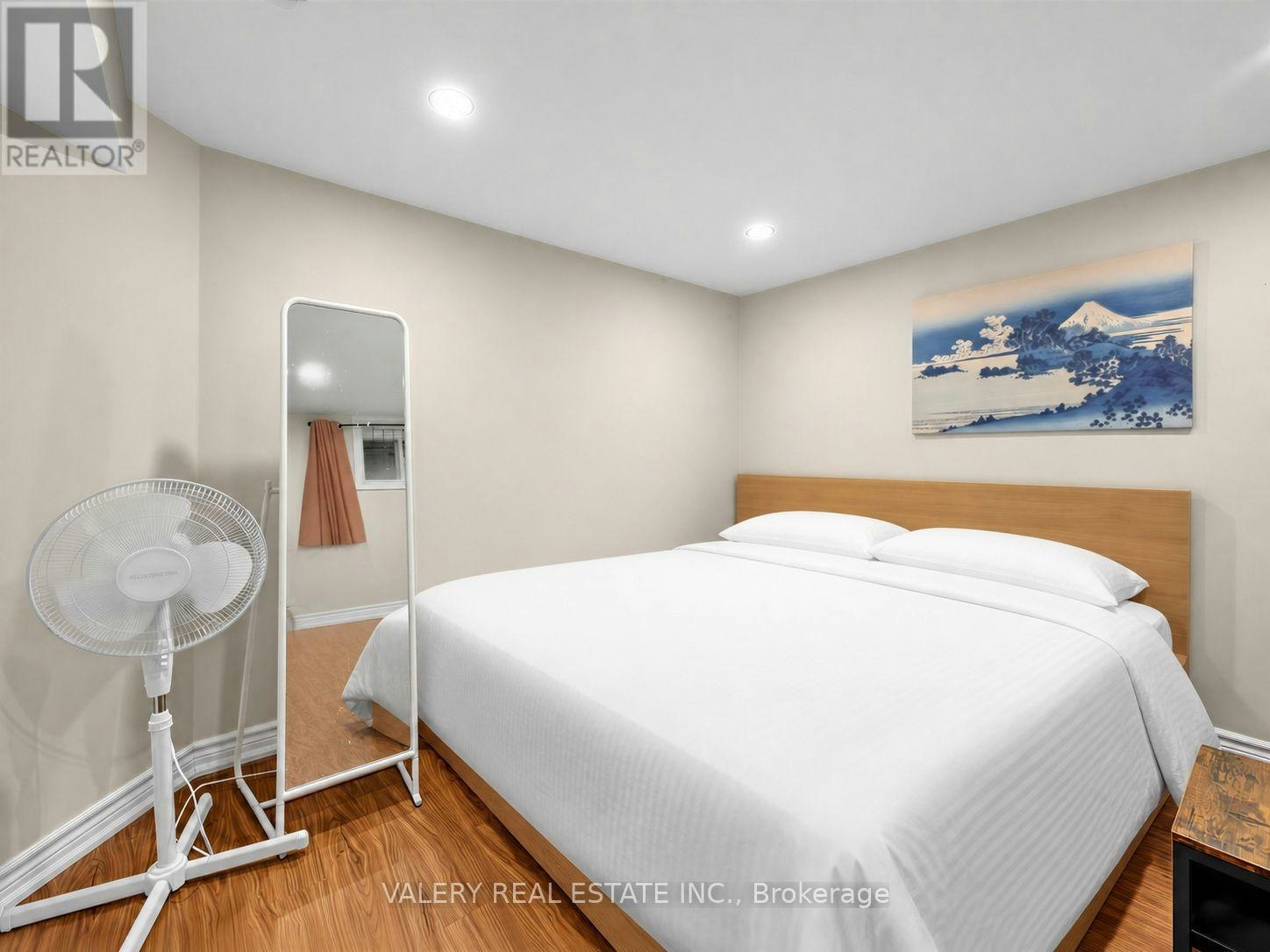 LOWER 2-12 Arkley Crescent, Toronto, ON, M9R 3S3 - 10