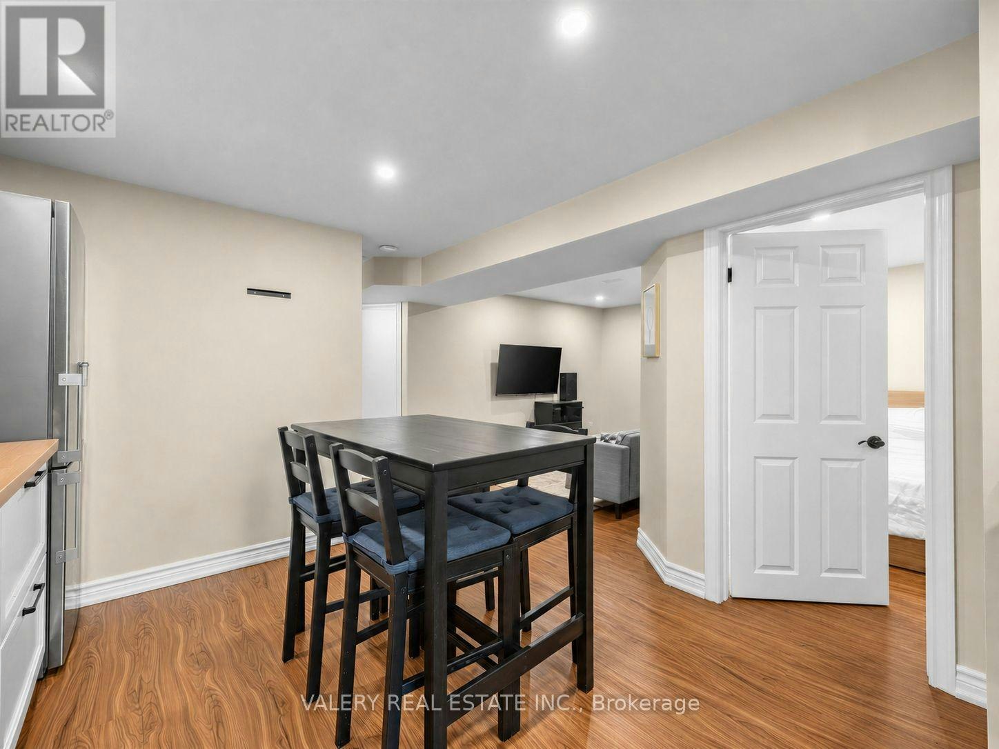 LOWER 2-12 Arkley Crescent, Toronto, ON, M9R 3S3 - 5