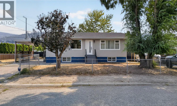 2470 Mckenzie Street