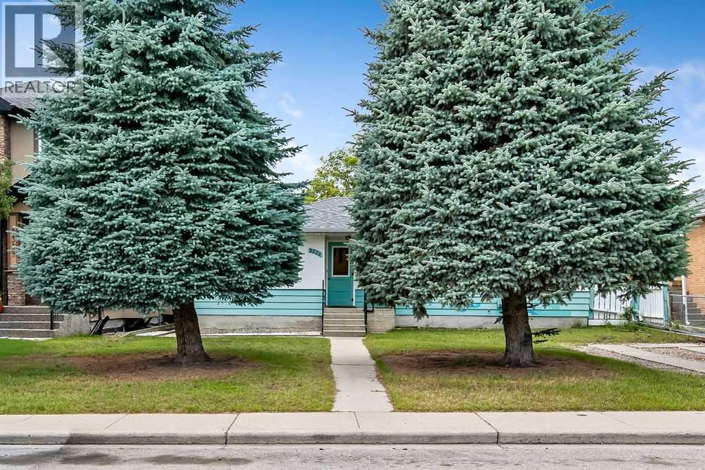 3335 38 Street SW, Calgary, AB, T3E 3G6
