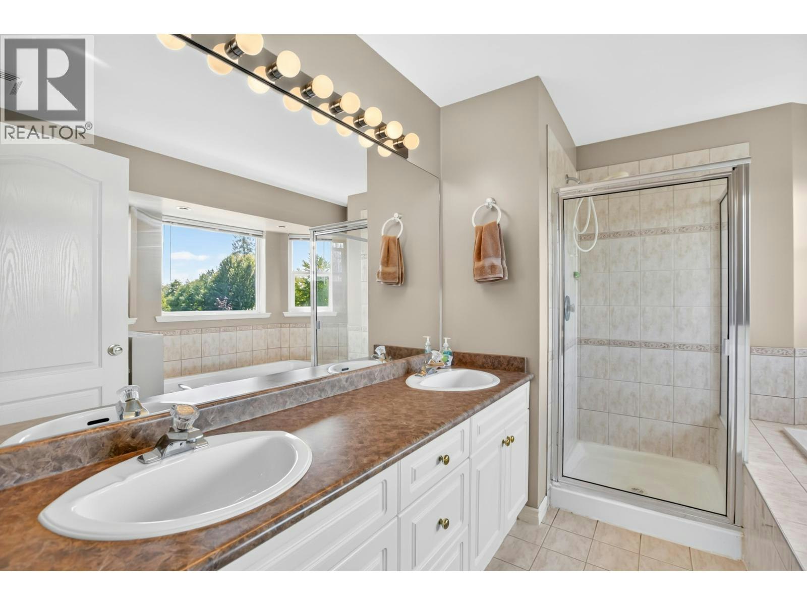 23836 Zeron Avenue, Maple Ridge, BC, V2W 1E3 - 17