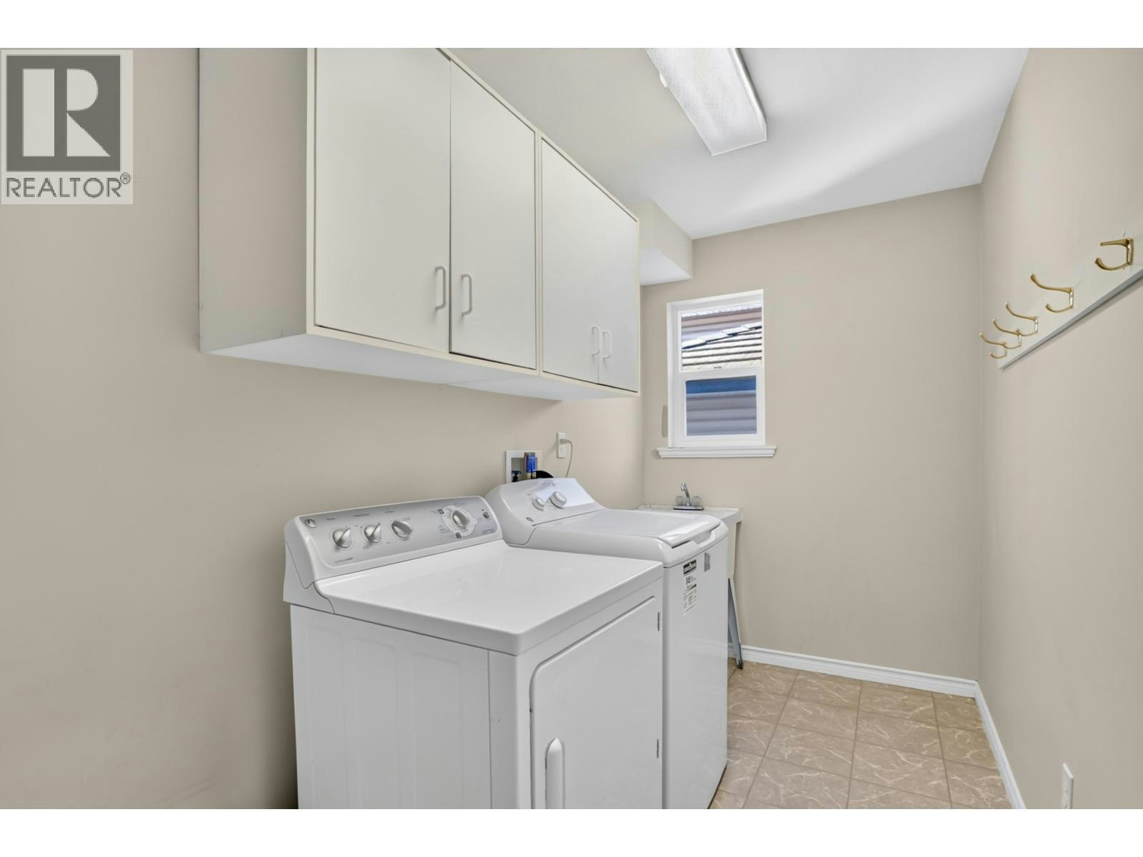 23836 Zeron Avenue, Maple Ridge, BC, V2W 1E3 - 14