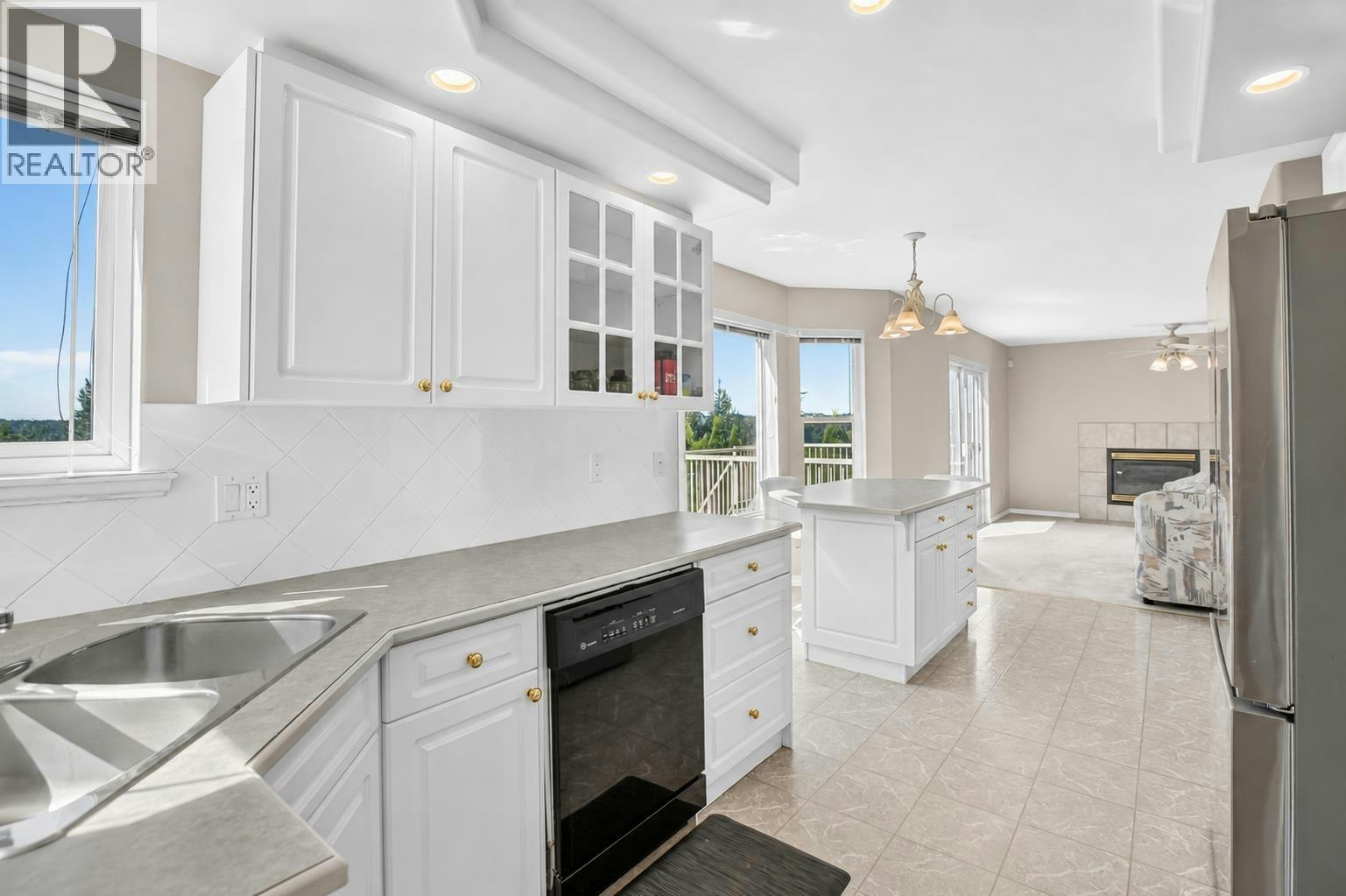 23836 Zeron Avenue, Maple Ridge, BC, V2W 1E3 - 6