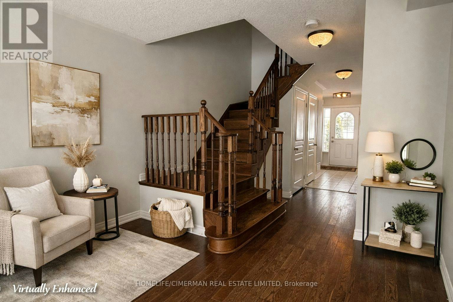 26 Wyndham Circle, Georgina, ON, L0E 1R0 - 4