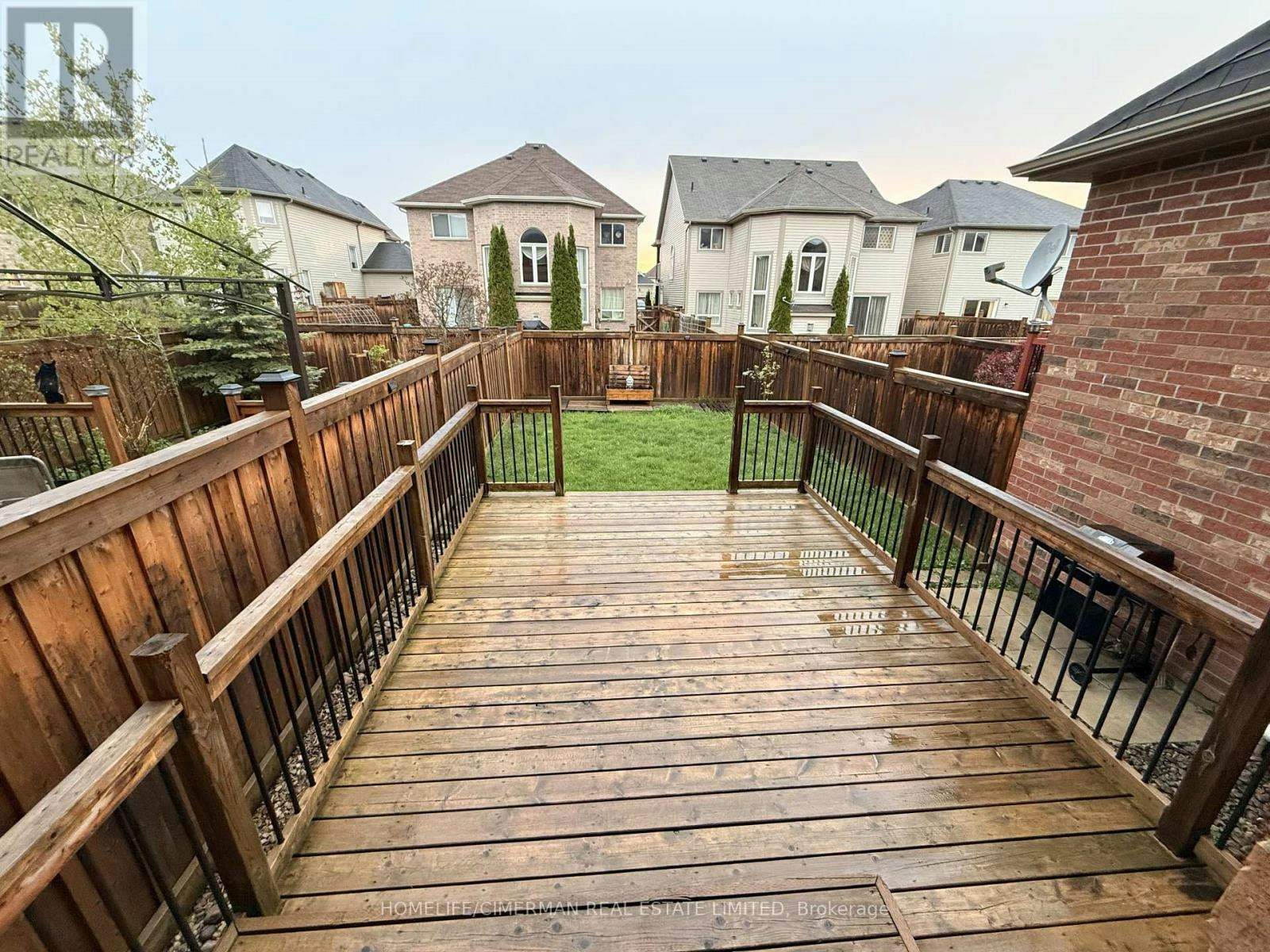 26 Wyndham Circle, Georgina, ON, L0E 1R0 - 17