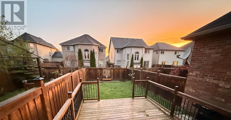 26 Wyndham Circle, Georgina, ON, L0E 1R0 - 16