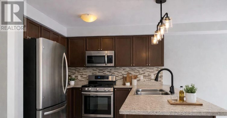 26 Wyndham Circle, Georgina, ON, L0E 1R0 - 9