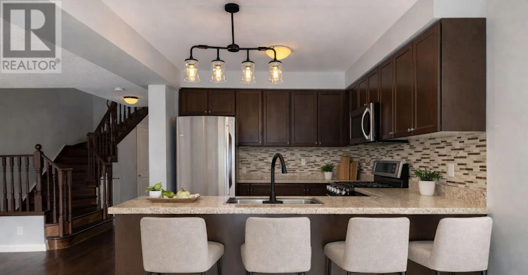 26 Wyndham Circle, Georgina, ON, L0E 1R0 - 8