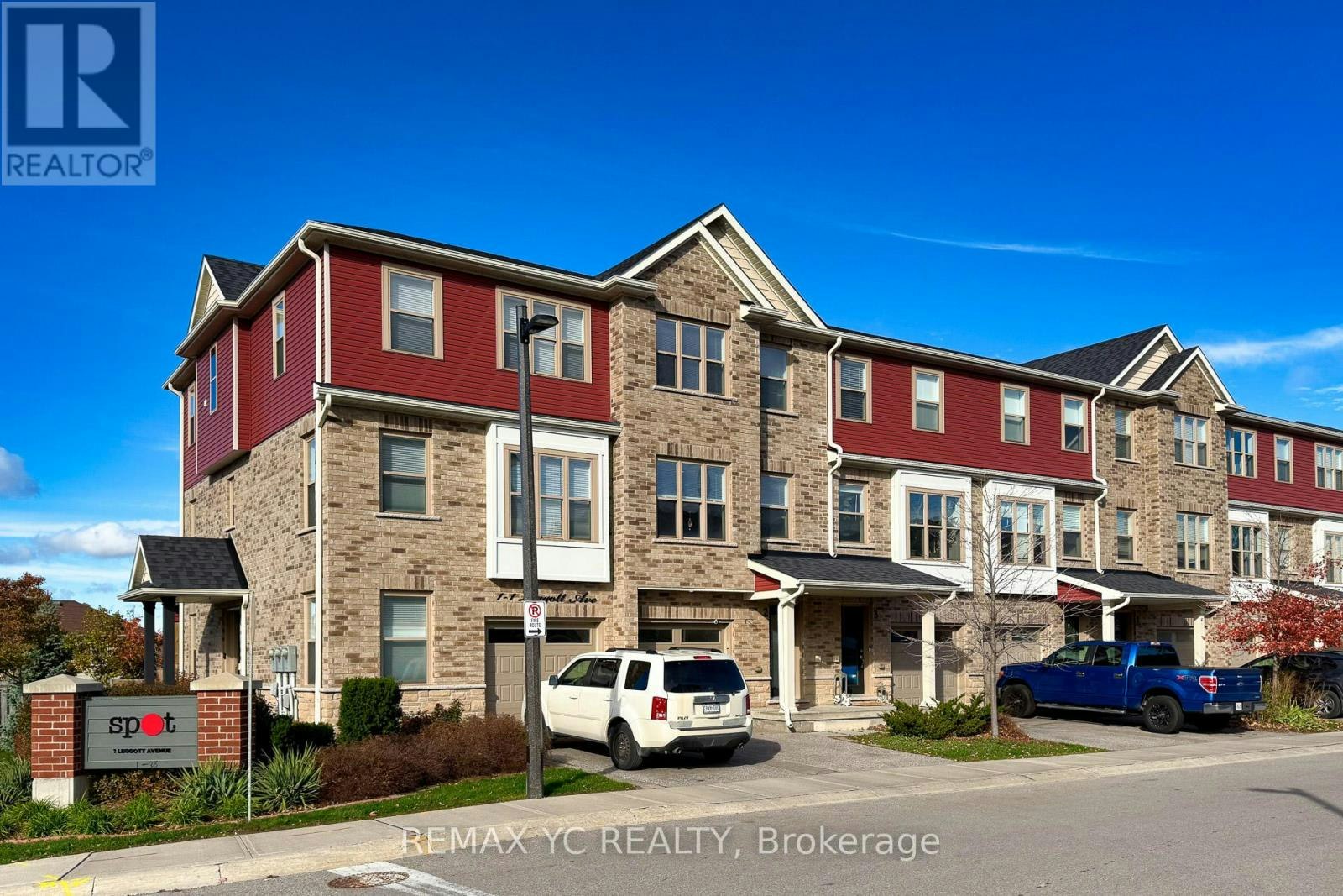 2-1 Leggott Avenue, Barrie, ON, L4N 6B1 - 32