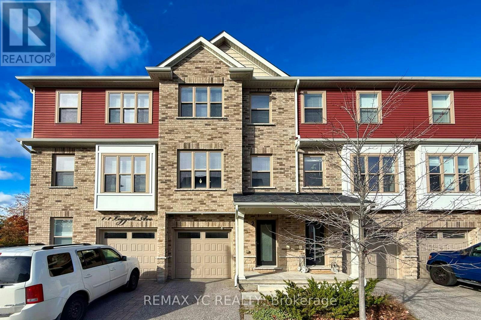 2-1 Leggott Avenue, Barrie, ON, L4N 6B1