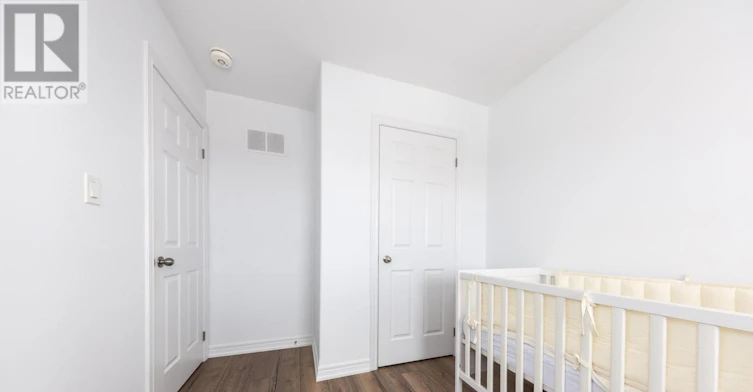 2-1 Leggott Avenue, Barrie, ON, L4N 6B1 - 24