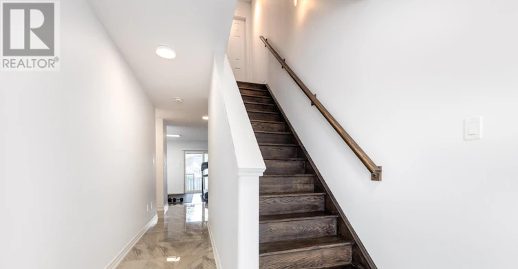 2-1 Leggott Avenue, Barrie, ON, L4N 6B1 - 8
