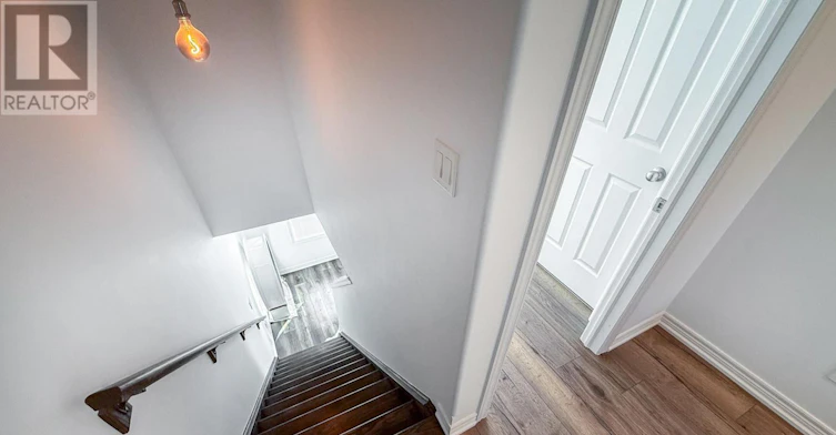 2-1 Leggott Avenue, Barrie, ON, L4N 6B1 - 18