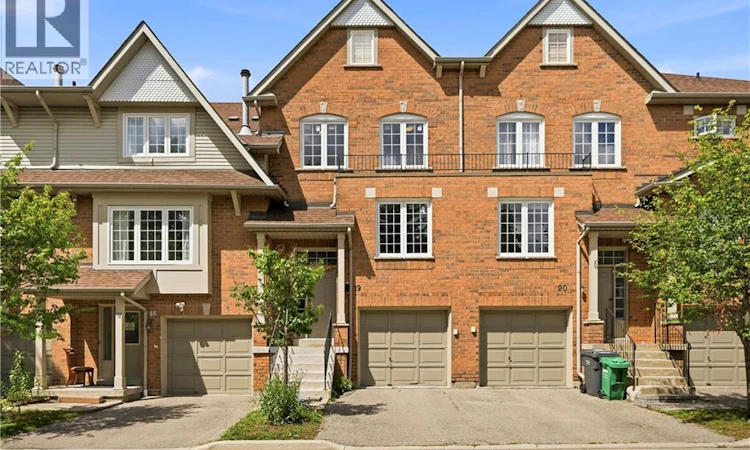 19-1575 South Parade Court