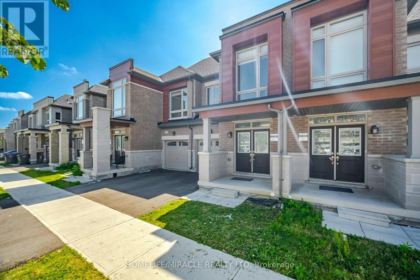 19 Donald Ficht Crescent, Brampton, ON, L9Z 1E1