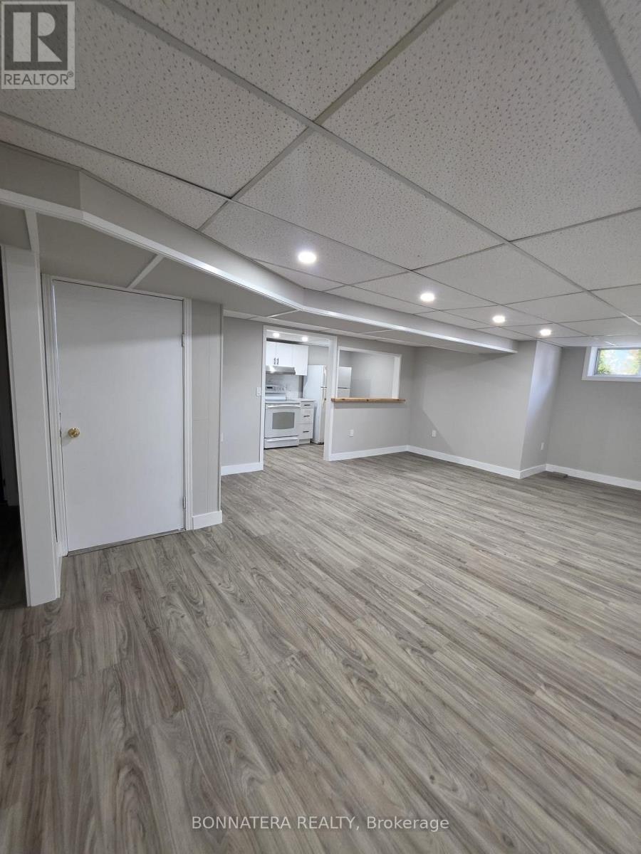 14 Northwood Drive, Brampton, ON, L6X 2L2 - 4