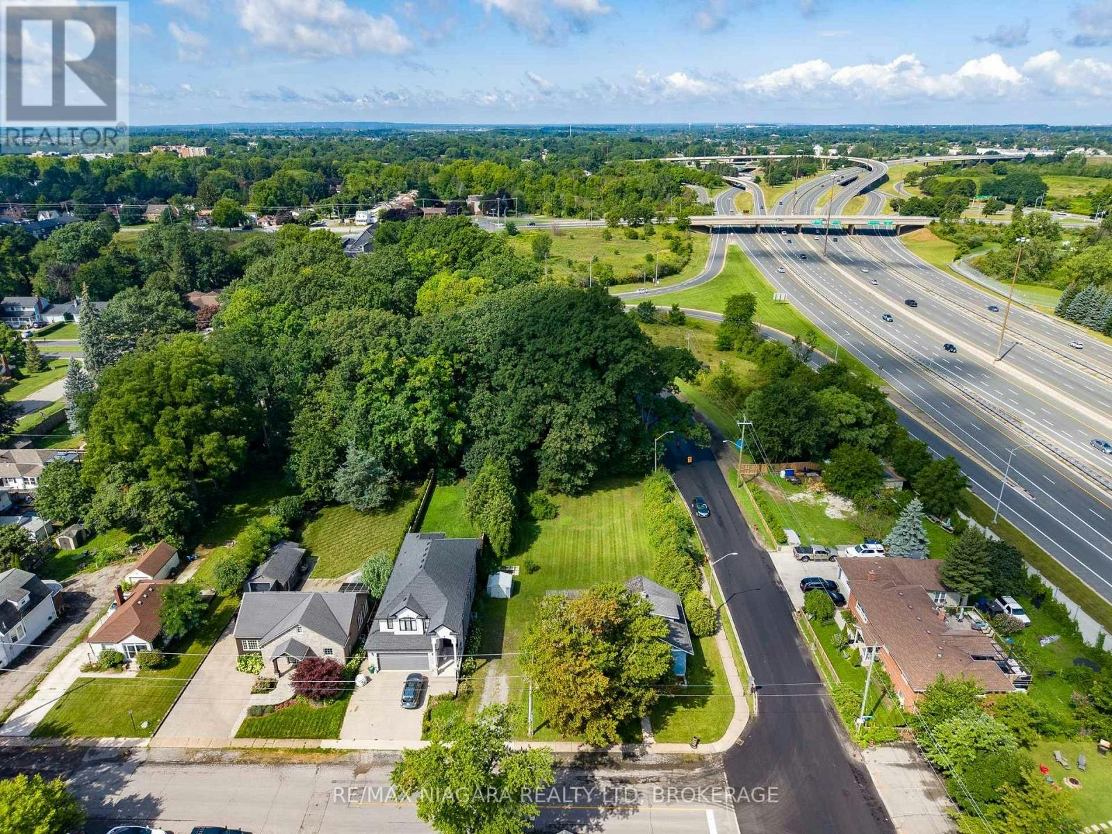 5469 Prince Edward Avenue, Niagara Falls, ON, L2G 5H7