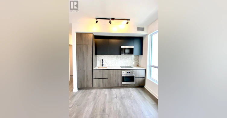 4902-108 Peter Street, Toronto, ON, M5V 2G7 - 3