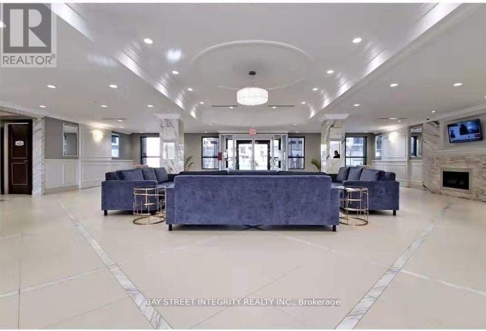701-38 Cedarland Drive, Markham, ON, L6G 0G7 - 2