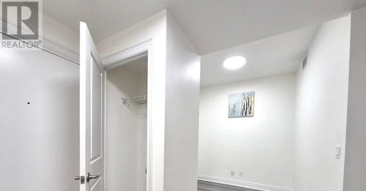 701-38 Cedarland Drive, Markham, ON, L6G 0G7 - 4