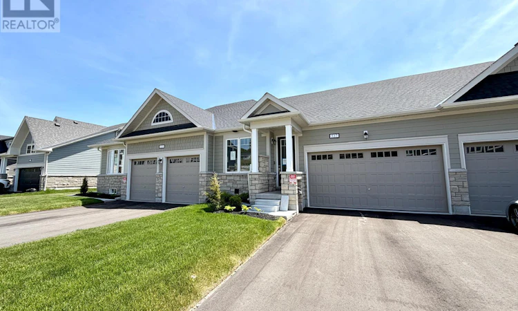 537 Hudson Crescent