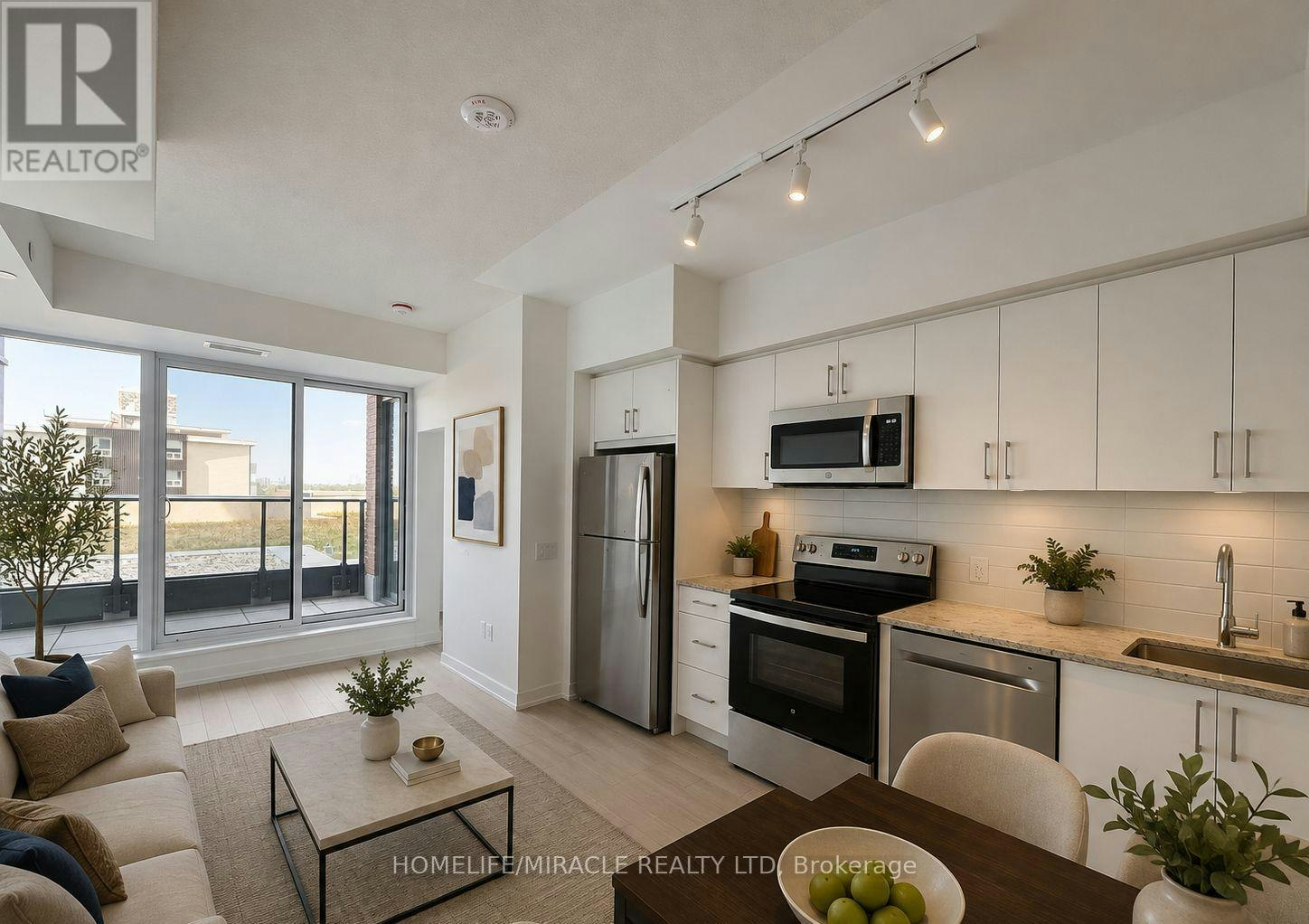 1420-4010 Eglinton Avenue W, Toronto, ON, M9A 0G5 - 3