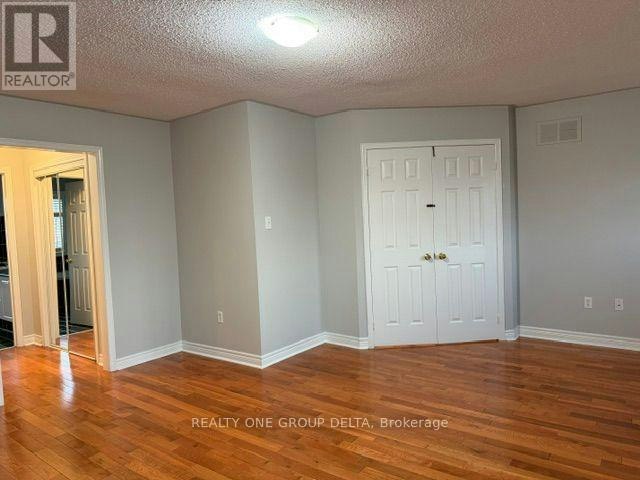 UPPER-24 Arborview Crescent, Toronto, ON, M9W 7B3 - 27