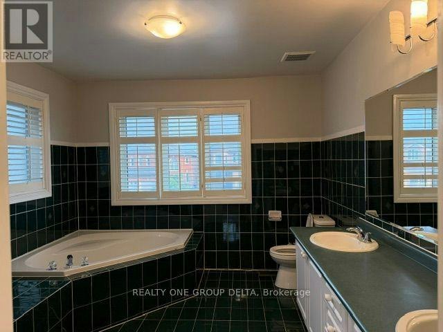 UPPER-24 Arborview Crescent, Toronto, ON, M9W 7B3 - 32