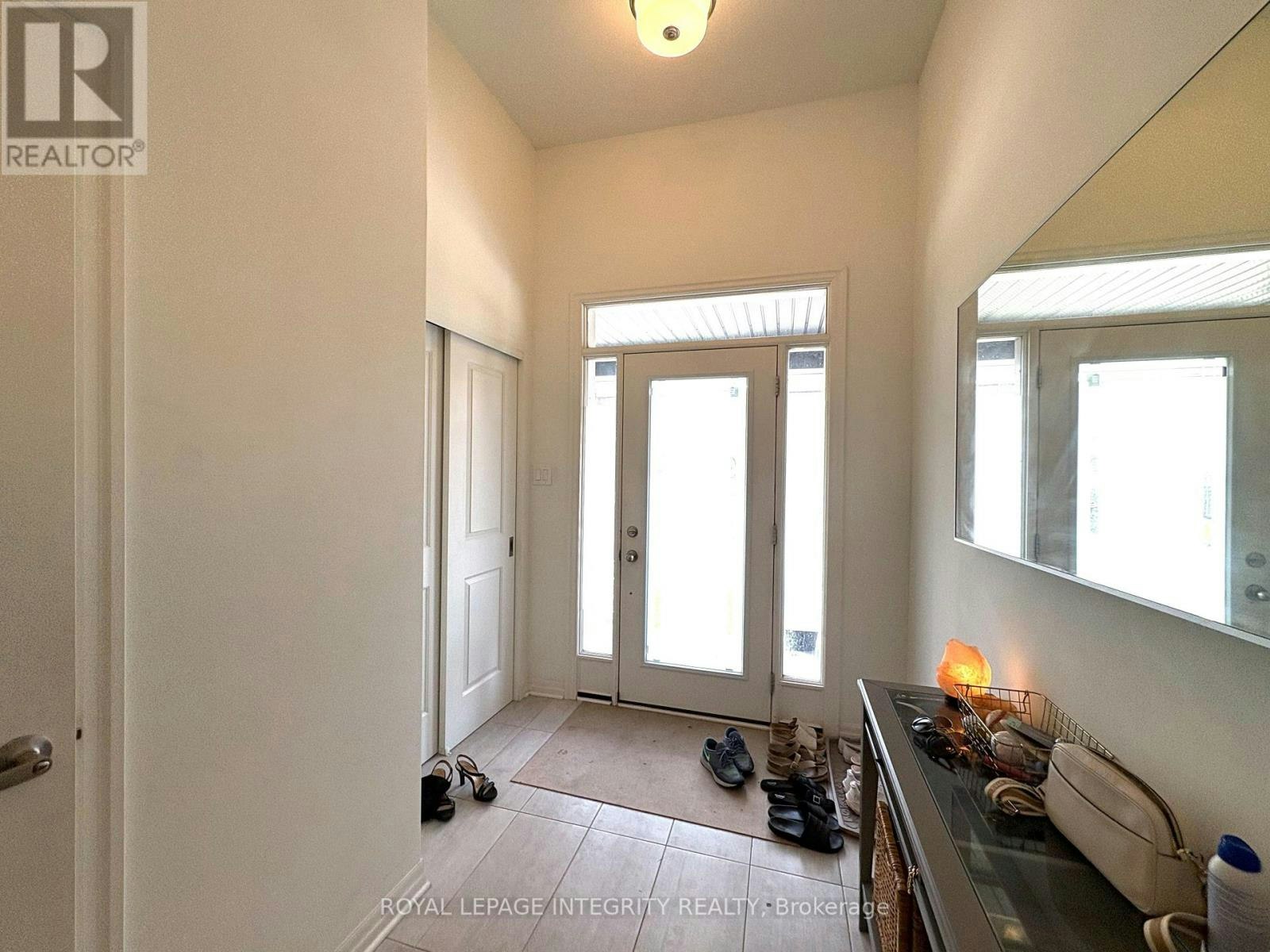 148 Overberg Way, Ottawa, ON, K2S 0V8 - 2