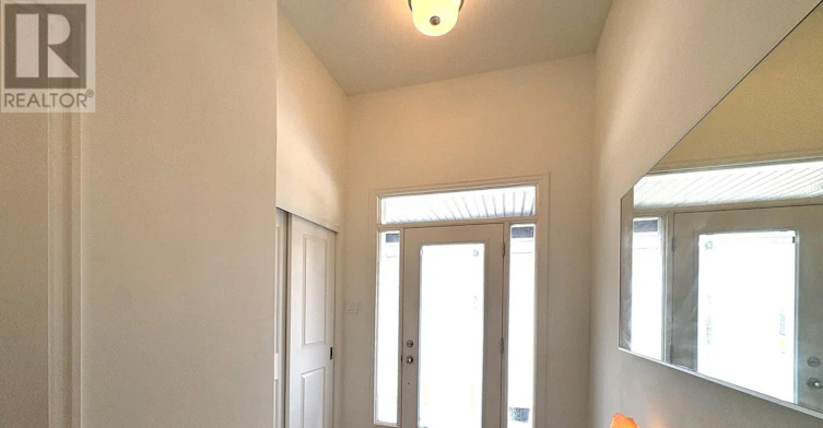 148 Overberg Way, Ottawa, ON, K2S 0V8 - 2