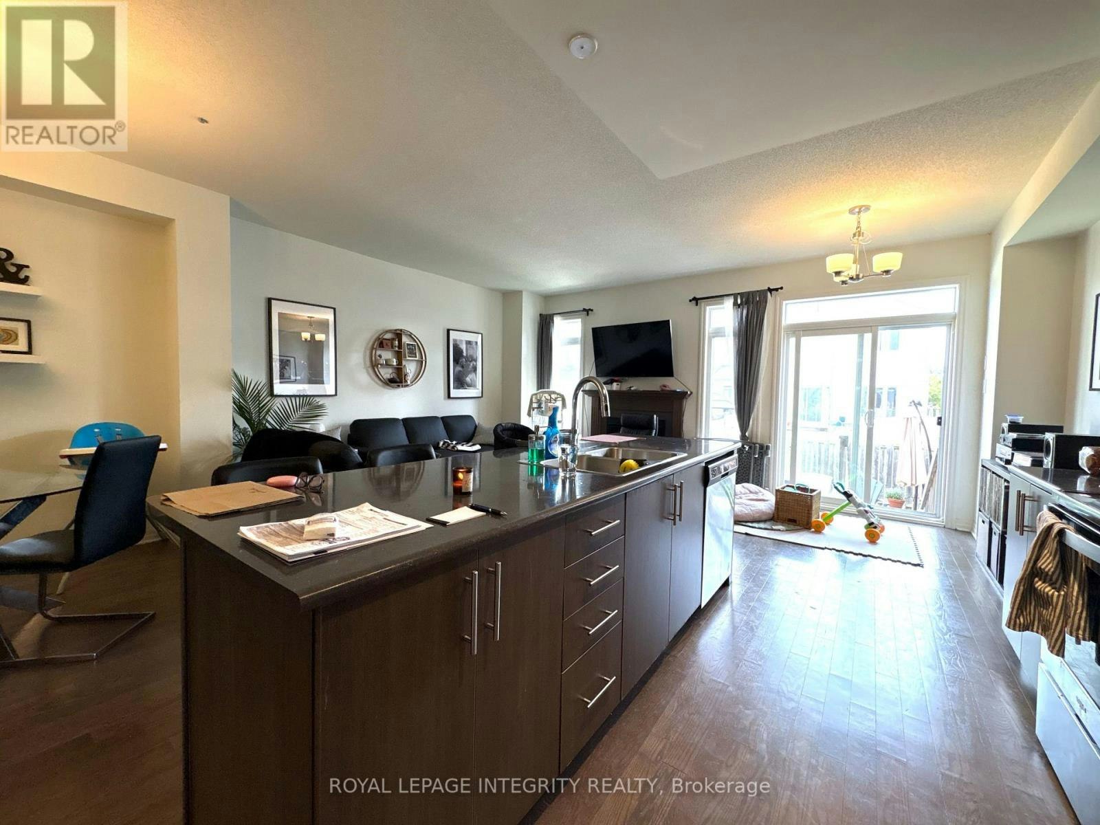148 Overberg Way, Ottawa, ON, K2S 0V8 - 10