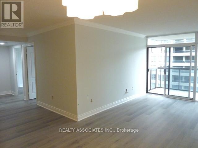 801-880 Grandview Way, Toronto, ON, M2N 7B2 - 2