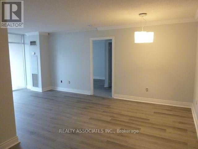 801-880 Grandview Way, Toronto, ON, M2N 7B2 - 4
