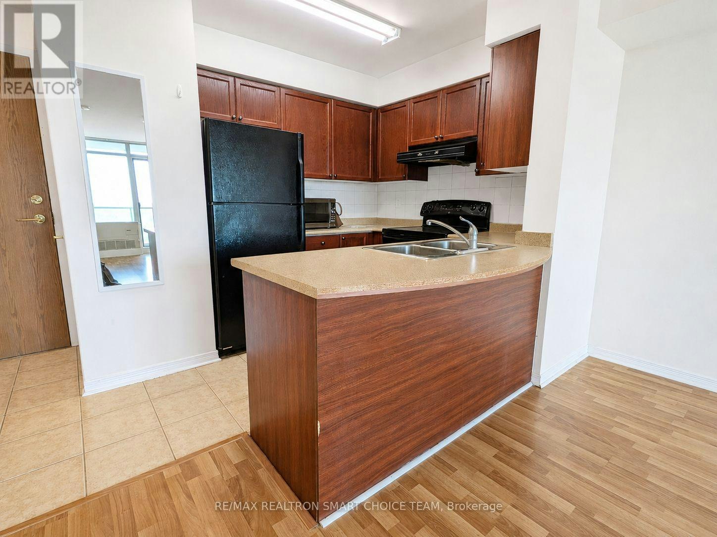 1107-5500 Yonge Street, Toronto, ON, M2N 7L1 - 10