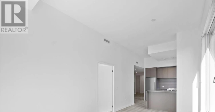 708-101 Roehampton Avenue, Toronto, ON, M4P 2W2 - 4