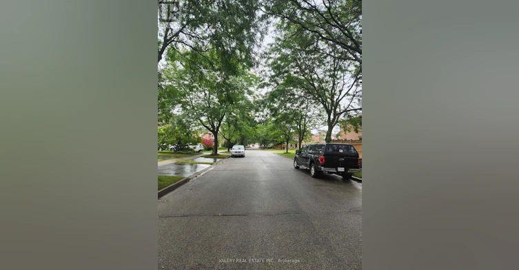 28 Iles Street, Ajax, ON, L1T 3V4 - 3