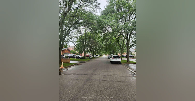28 Iles Street, Ajax, ON, L1T 3V4 - 2
