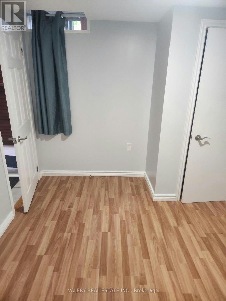 28 Iles Street, Ajax, ON, L1T 3V4 - 10