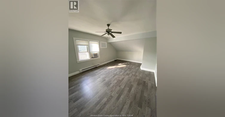 1532 Dufferin Avenue, Windsor, ON, N8X 3K5 - 4