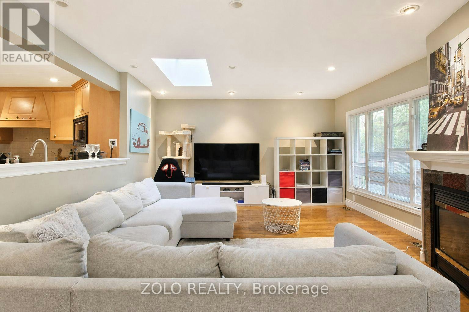 4084 Rolling Valley Drive, Mississauga, ON, L5L 2K8 - 7