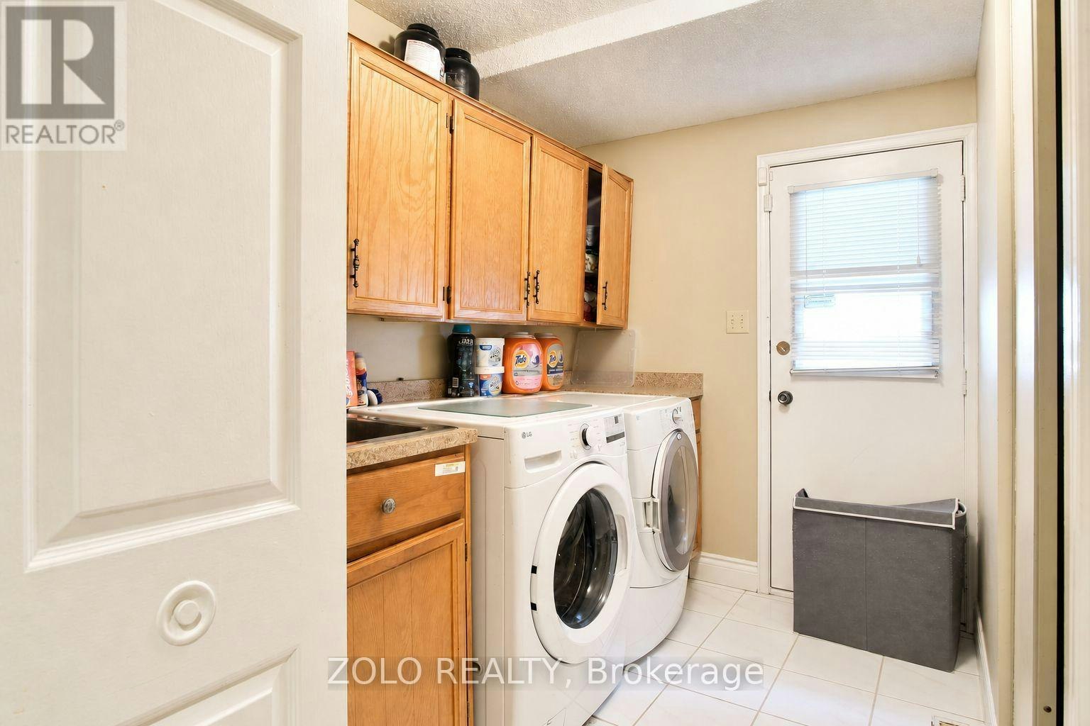 4084 Rolling Valley Drive, Mississauga, ON, L5L 2K8 - 23