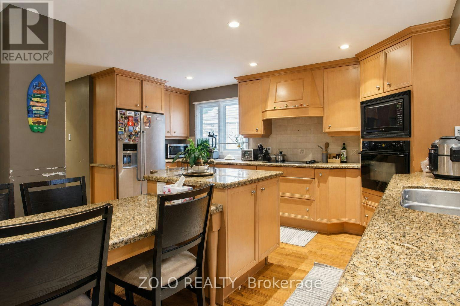 4084 Rolling Valley Drive, Mississauga, ON, L5L 2K8 - 3