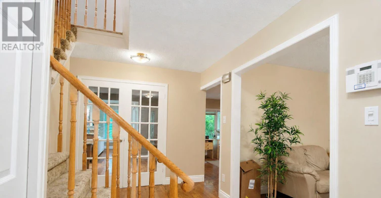 4084 Rolling Valley Drive, Mississauga, ON, L5L 2K8 - 2