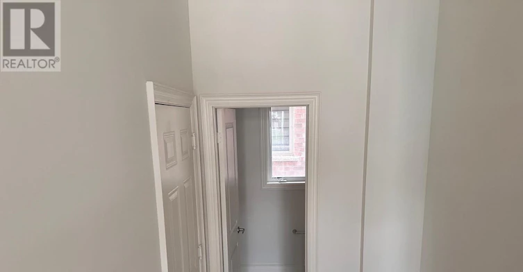 4 Pond View Gate, Hamilton, ON, L8B 2A1 - 7