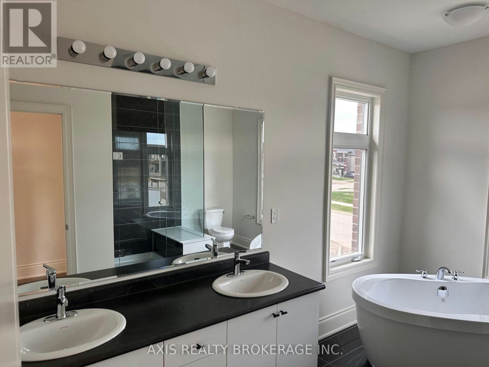 4 Pond View Gate, Hamilton, ON, L8B 2A1 - 13