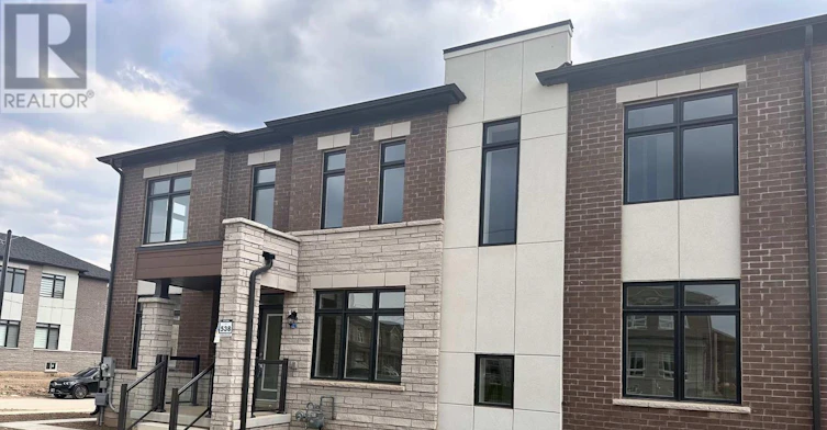 4 Pond View Gate, Hamilton, ON, L8B 2A1 - 4