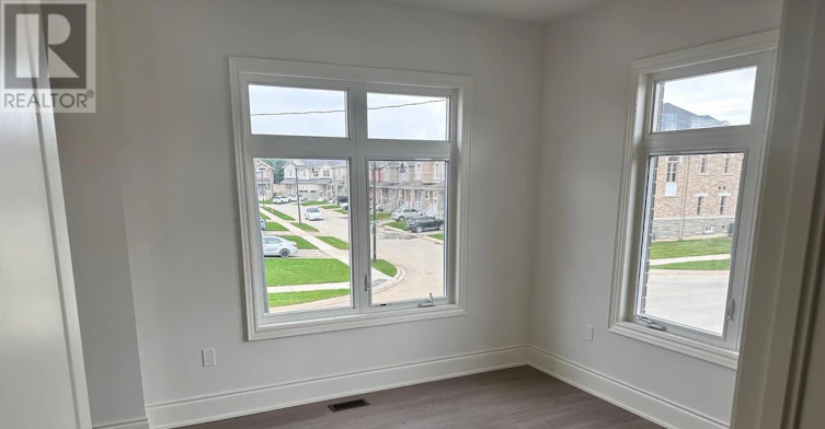 4 Pond View Gate, Hamilton, ON, L8B 2A1 - 16