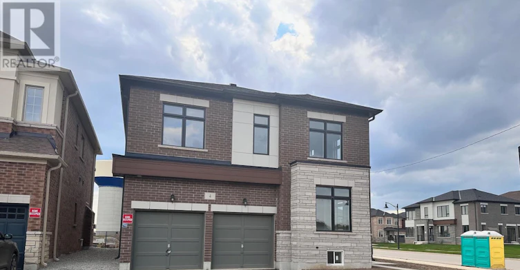 4 Pond View Gate, Hamilton, ON, L8B 2A1