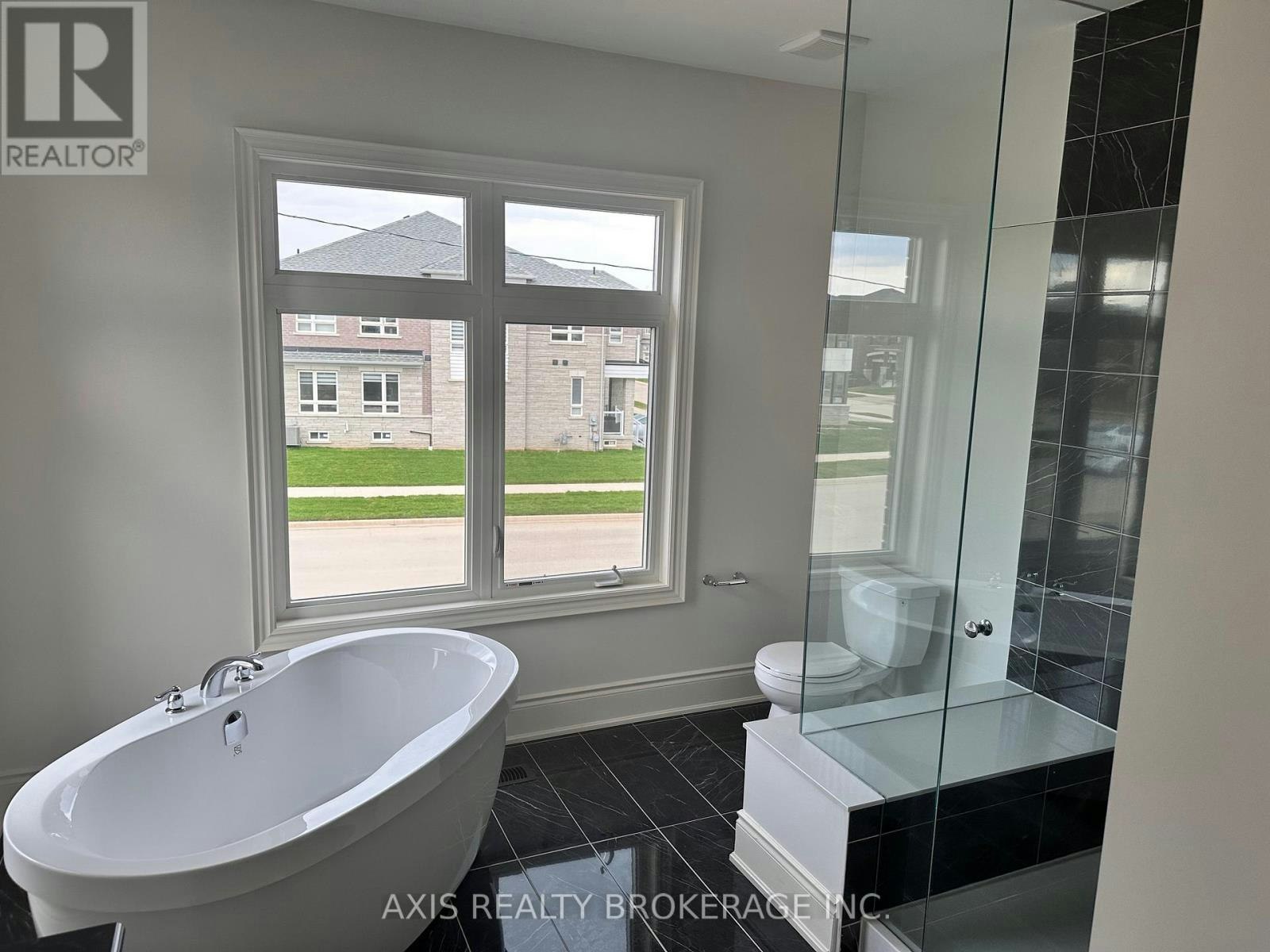4 Pond View Gate, Hamilton, ON, L8B 2A1 - 12