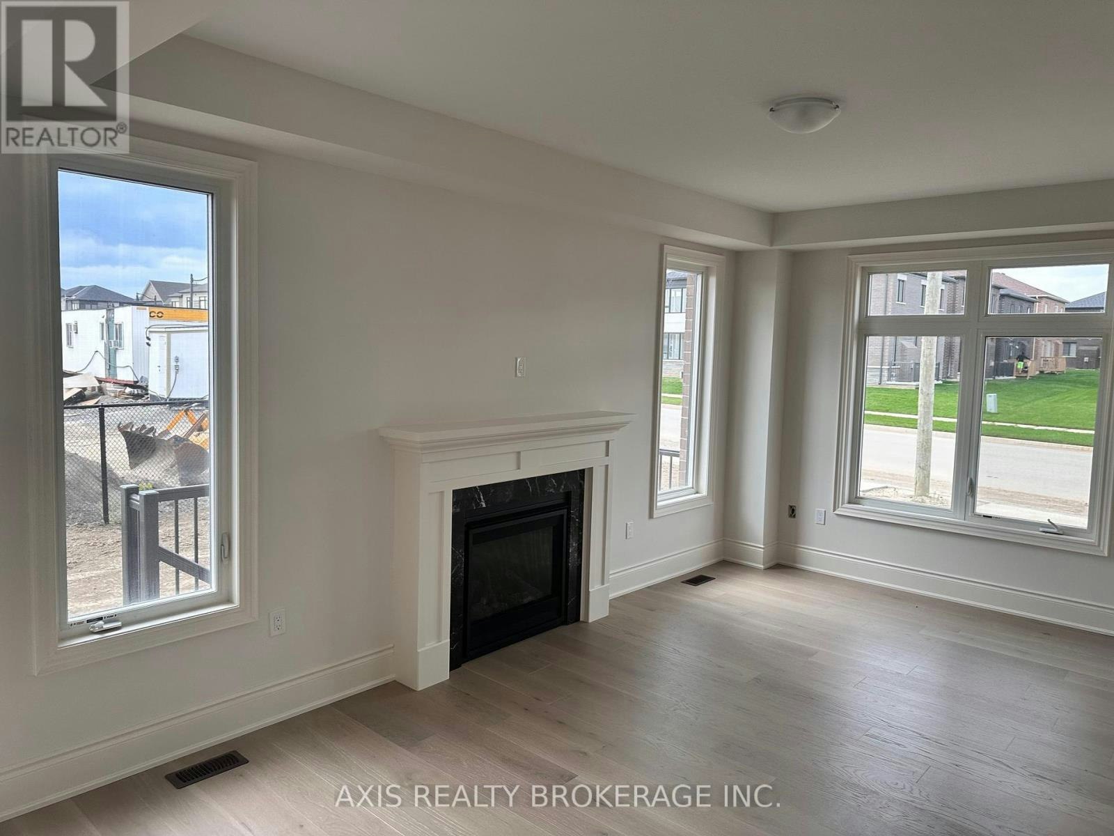 4 Pond View Gate, Hamilton, ON, L8B 2A1 - 9